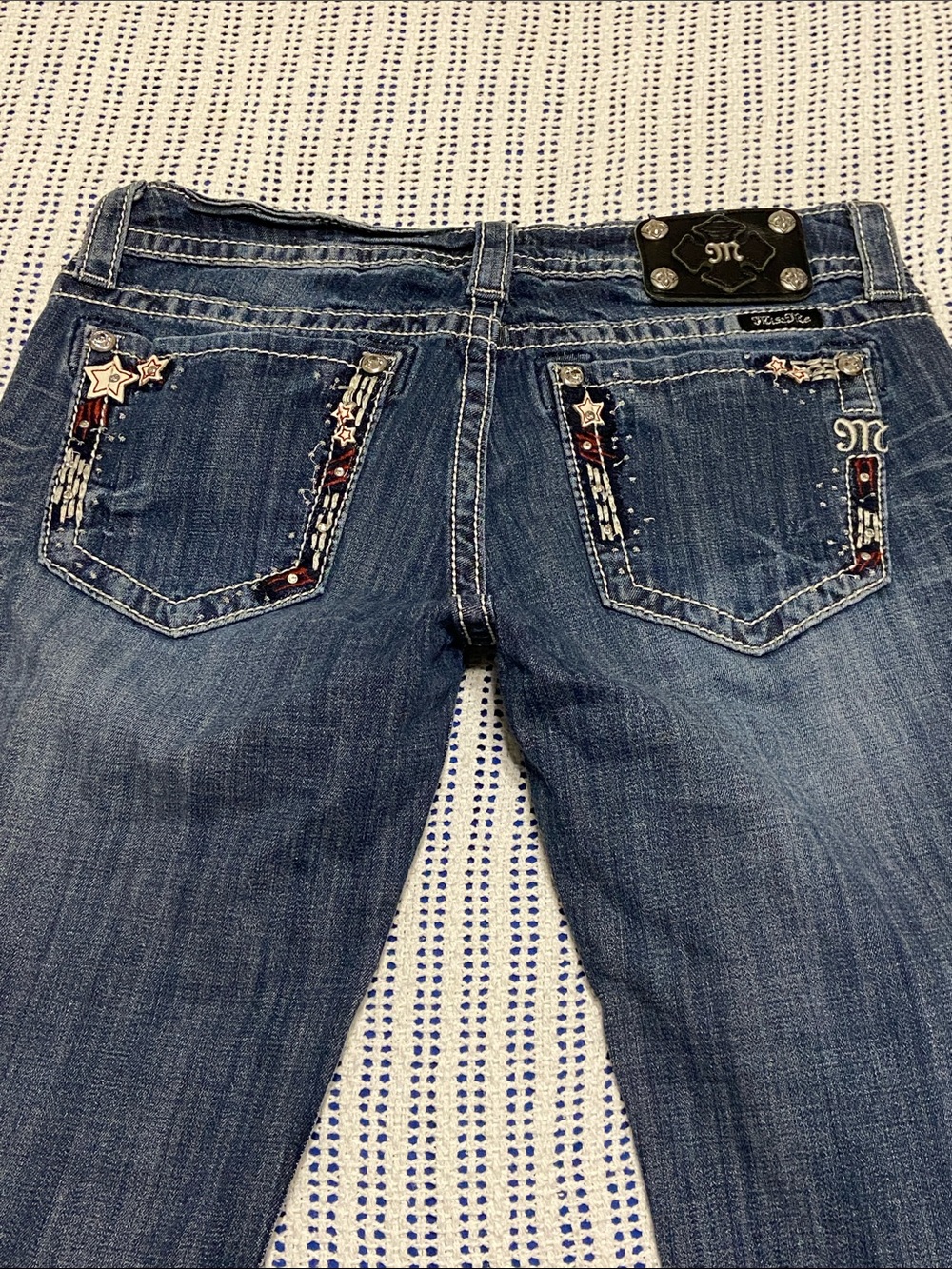 Miss Me Cuffed Capri JP5843P Low Rise Embellished Jeans western Size 30